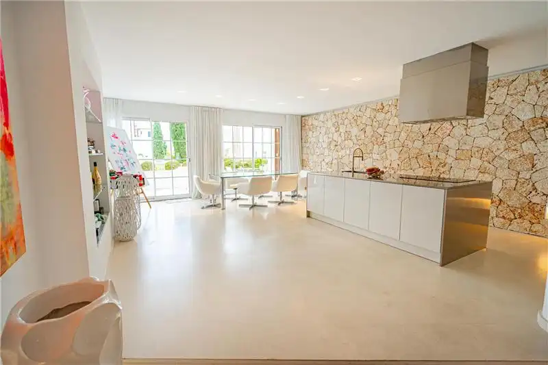 Küche von Erdgeschoss zum Verkauf in Manacor mit Klimaanlage, Privatgarten und Terrasse