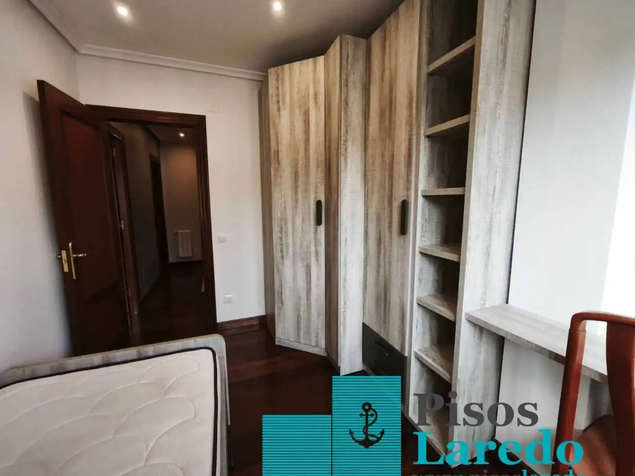 Habitación de Piso en venta en Voto con Calefacción y Balcón