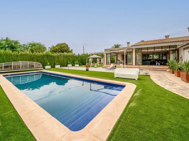 Casa con piscina en venta en Partida Llano San José polígono 1