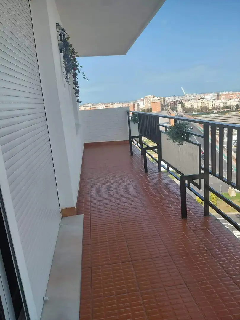 Balcony of Flat for sale in Sevilla  with Air Conditioner, Heating and Terrace