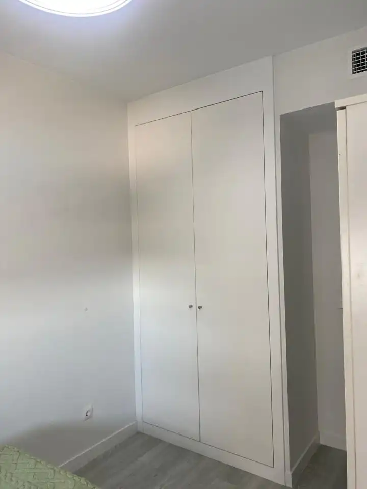 Bedroom of Flat for share in Dos Hermanas