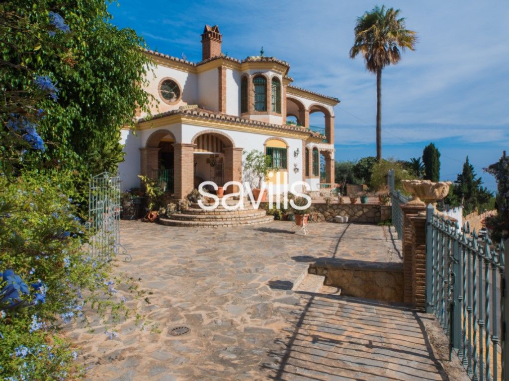 Vista exterior de Casa o xalet en venda en Rincón de la Victoria