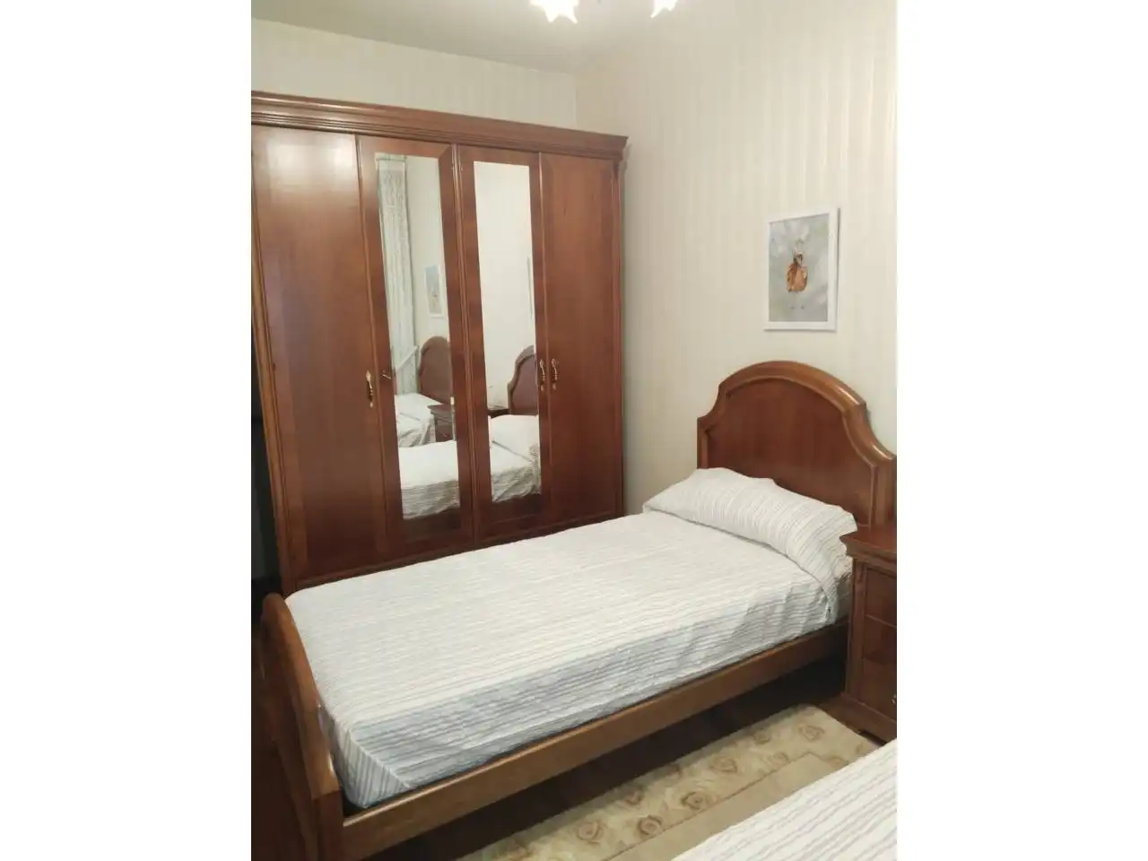 Habitación de Piso de alquiler en Burgos con Calefacción, Parquet y Amueblado