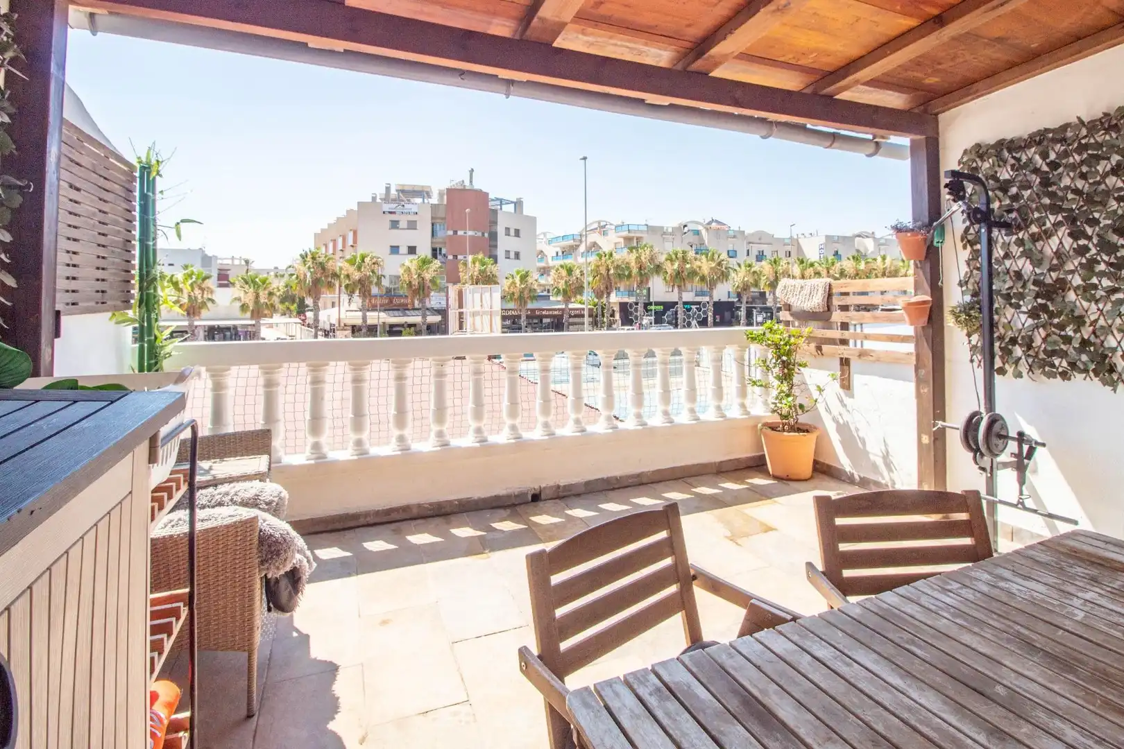 Terrassa de Casa o xalet en venda en Orihuela amb Aire condicionat, Jardí privat i Terrassa
