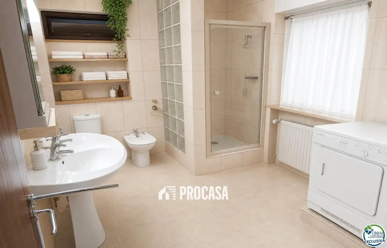 Bany de Casa o xalet en venda en Empuriabrava amb Aire condicionat, Calefacció i Traster