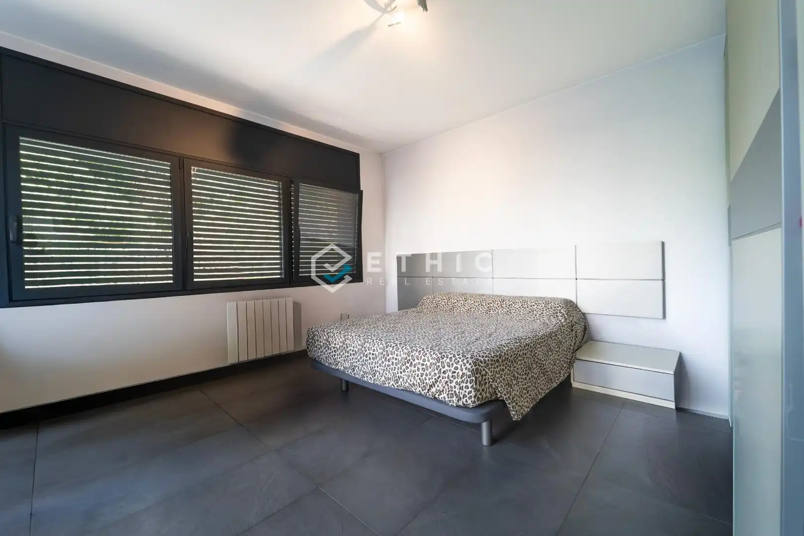 Dormitori de Casa o xalet en venda en Sant Cugat del Vallès amb Aire condicionat, Jardí privat i Terrassa