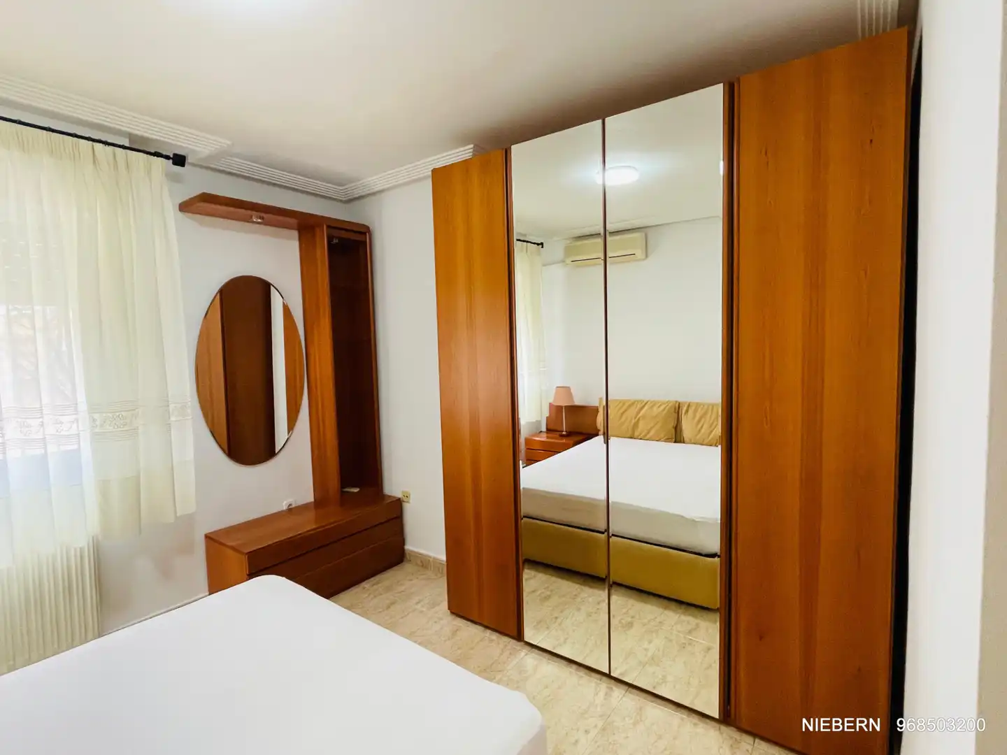Flat with terrace to rent in Avenida de Venecia, imagen 45