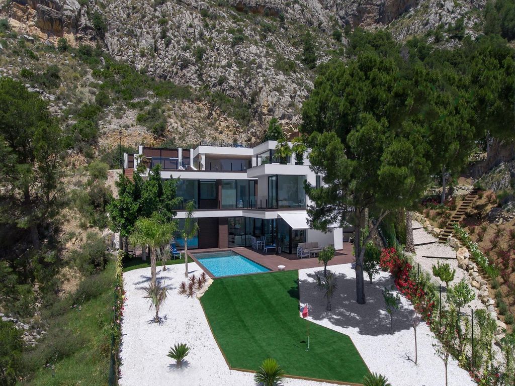 Vista exterior de Casa o xalet en venda en  Valencia Capital amb Jardí privat