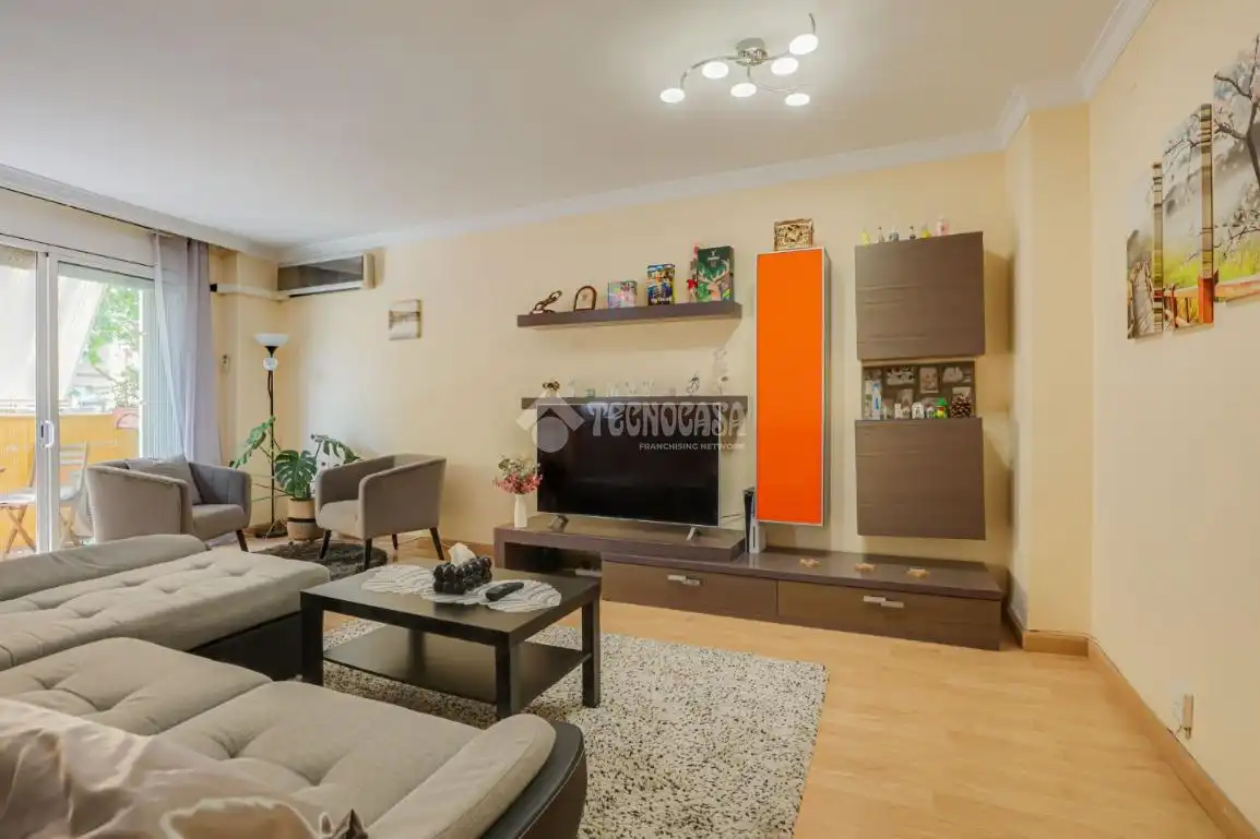 Piso con terraza en venta en La Serreta, imagen 2
