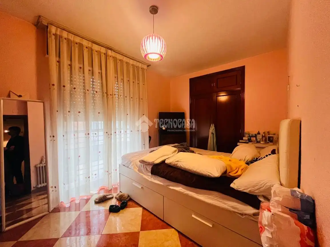Schlafzimmer von Wohnung zum Verkauf in Villa de Vallecas