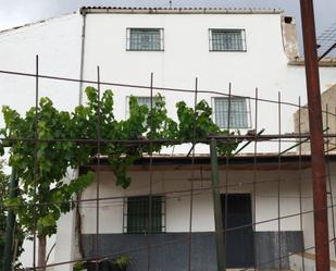 Exterior view of House or chalet for sale in  Jaén Capital  with Heating, Terrace and Storage room