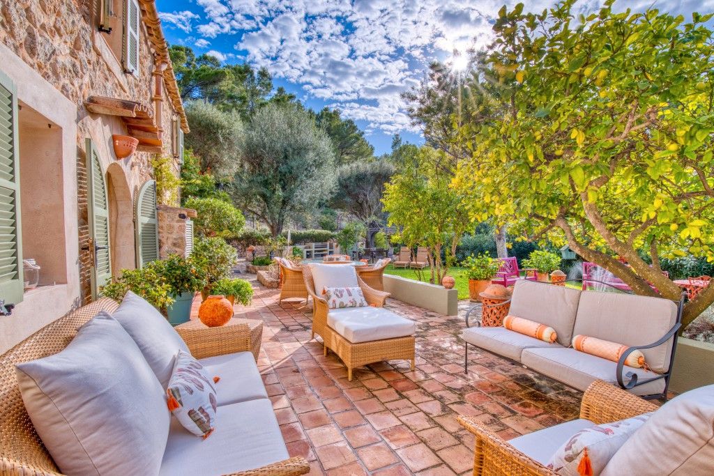 Terrace of Country house for sale in Andratx  with Air Conditioner, Private garden and Terrace