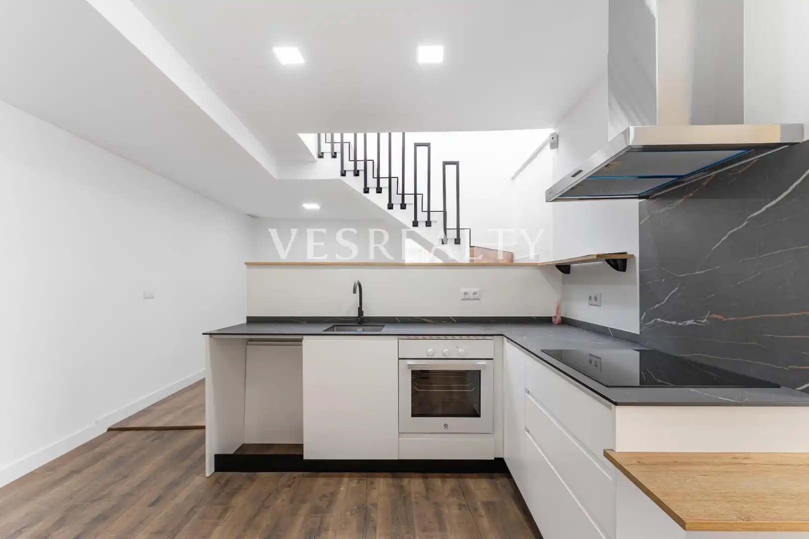 Ático con terraza en venta en GENERAL PRIMO DE RIVERA, imagen 6