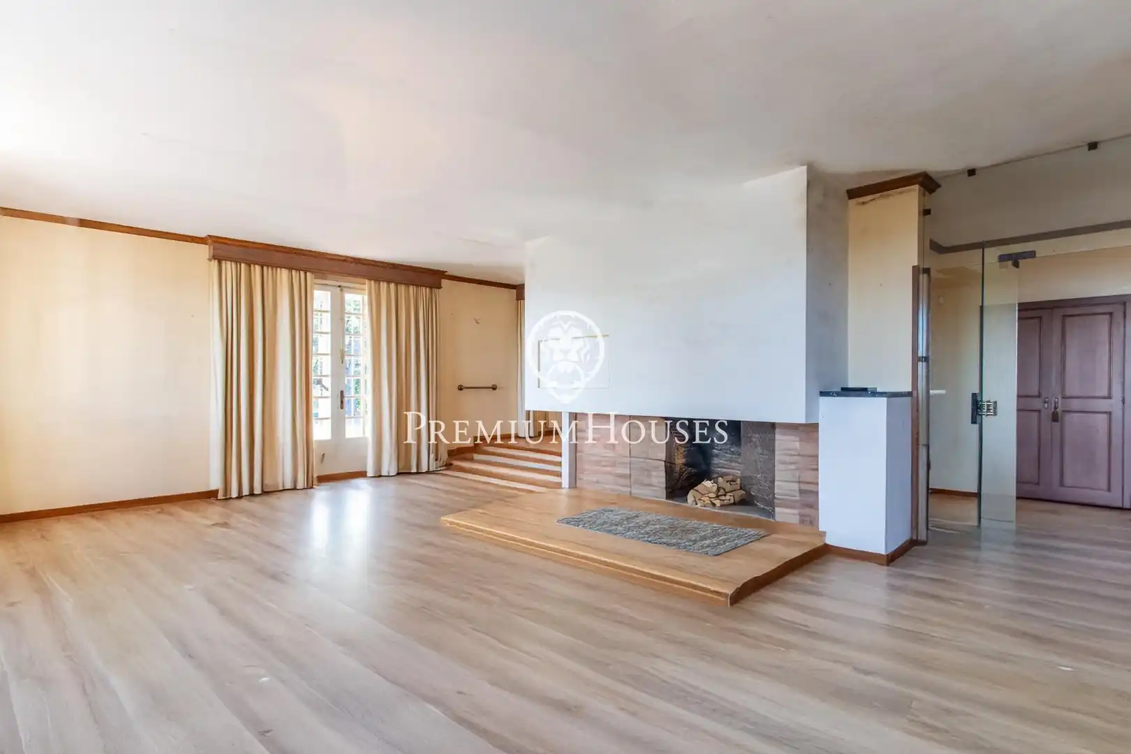 Wohnzimmer von Haus oder Chalet zum Verkauf in Argentona mit Parkett