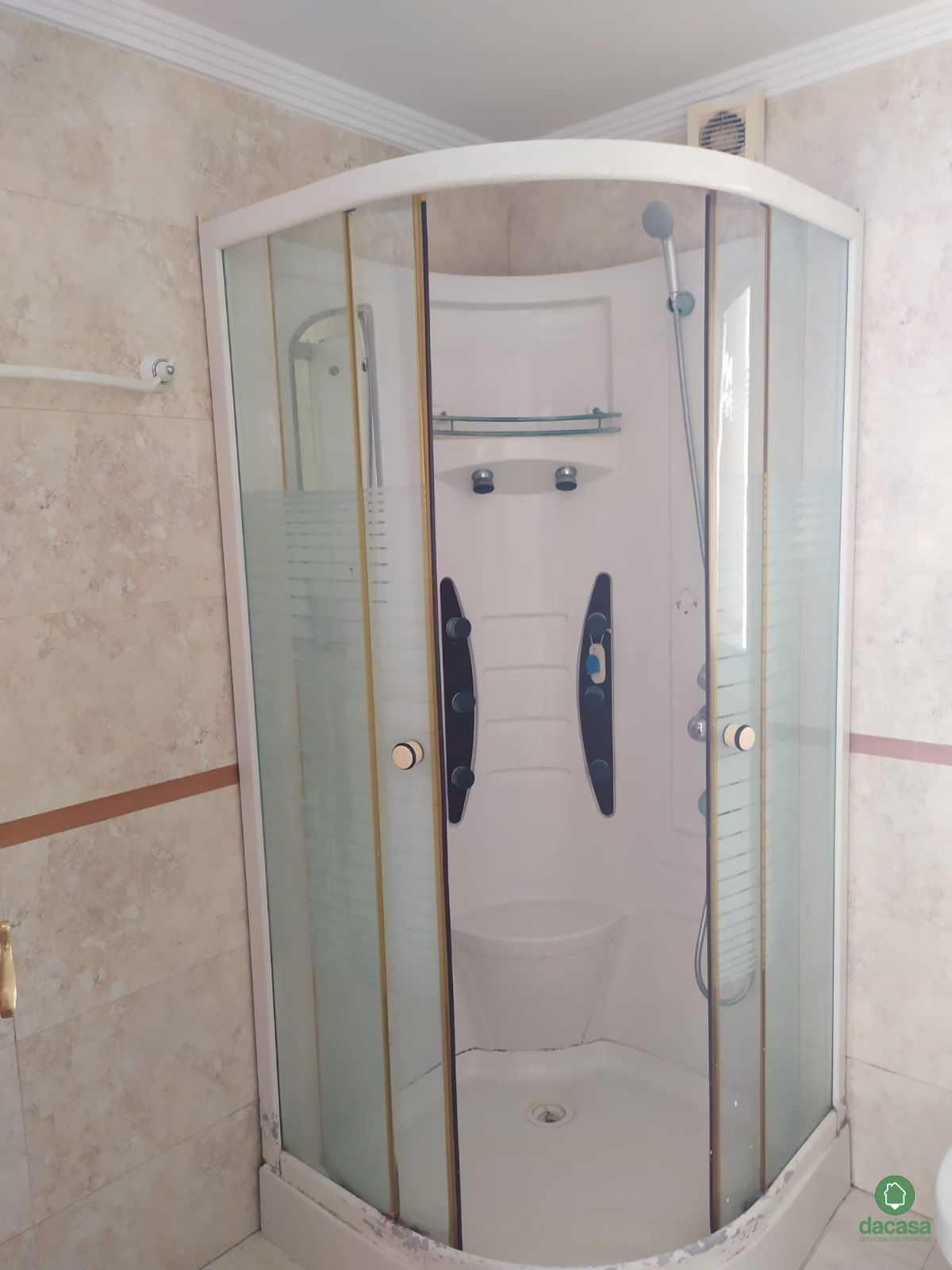 Bany de Pis en venda en  Huelva Capital amb Terrassa i Balcó