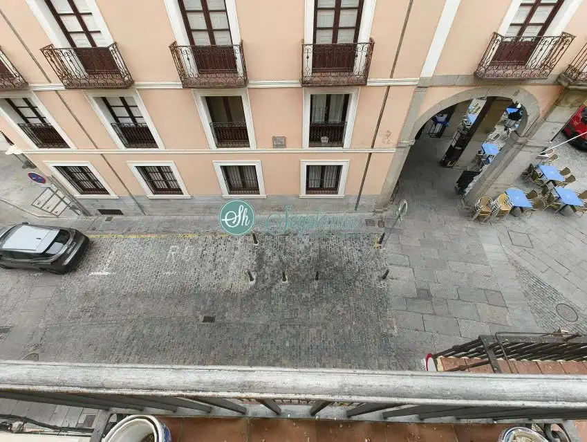 Vista exterior de Piso en venta en Segovia con Calefacción, Trastero y Balcón