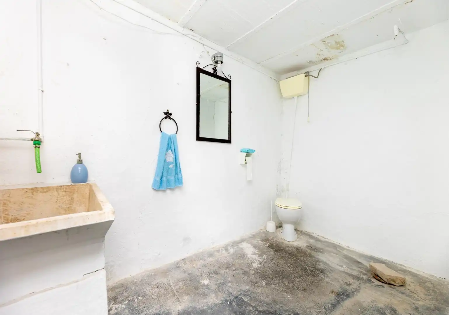 Baño de Finca rústica en venta en Píñar