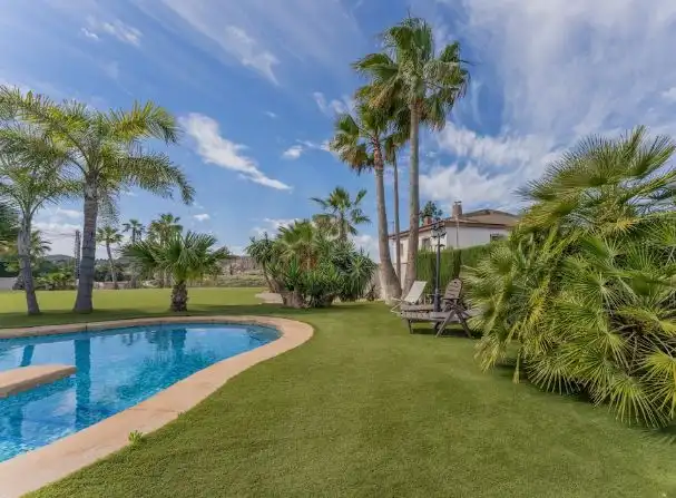 Jardín de Casa o chalet en venta en Petrer con Calefacción, Terraza y Piscina