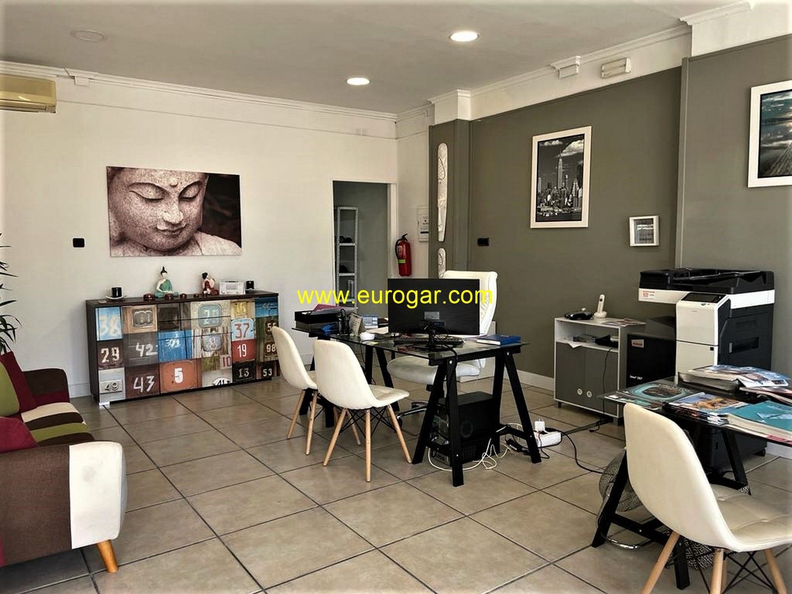 Office for sale in Chiva  with Air Conditioner, Terrace and Storage room