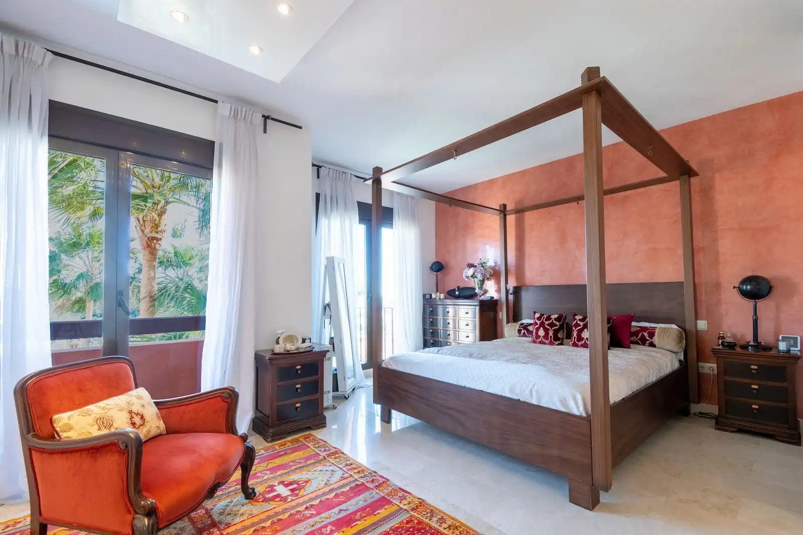 Habitación de Casa adosada en venta en Estepona con Aire acondicionado, Amueblado y Horno