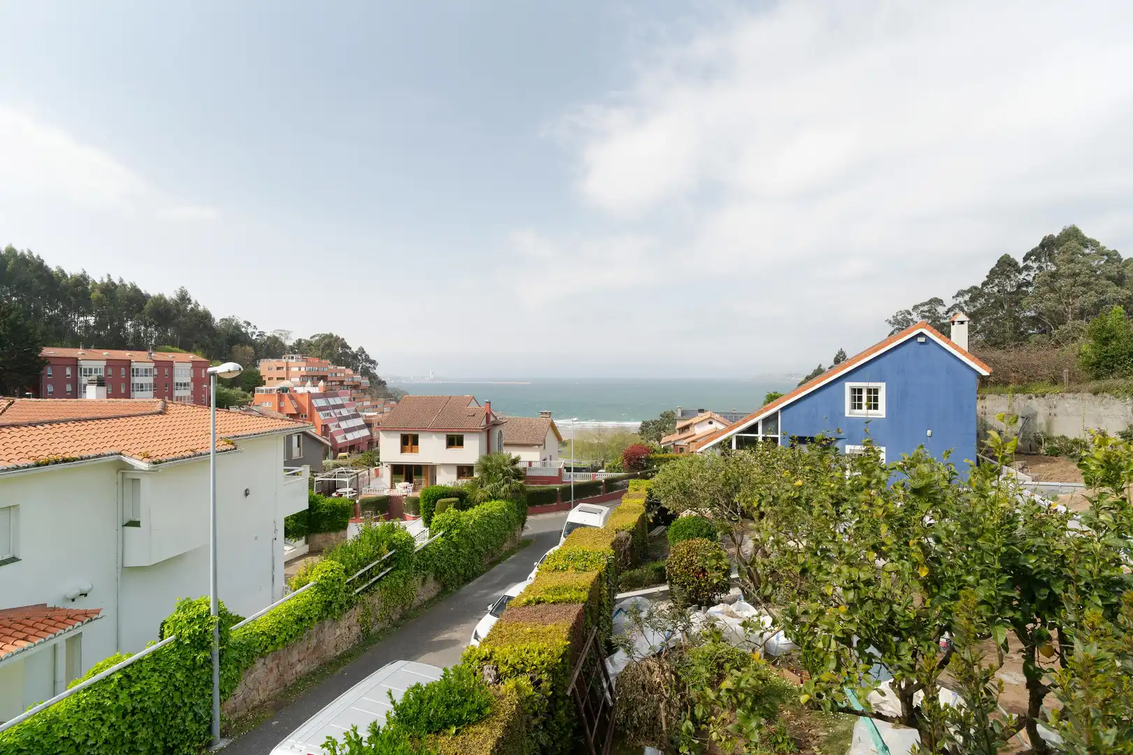 Vista exterior de Residencial en venta en Oleiros
