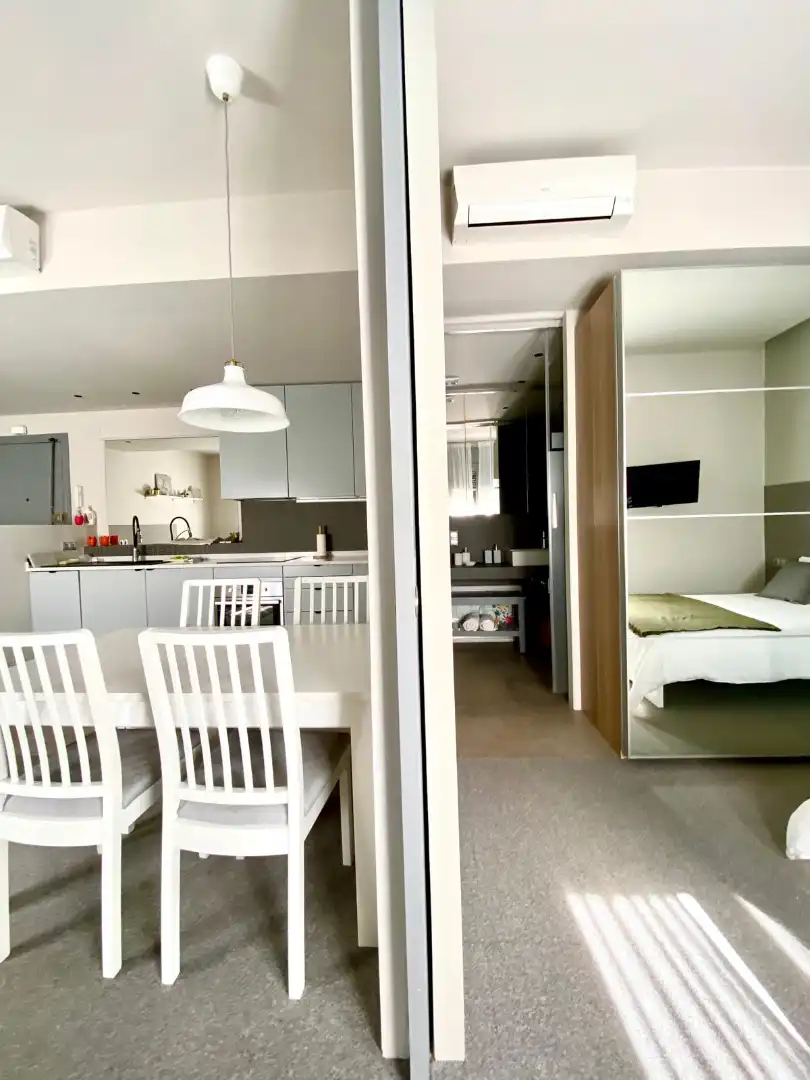 Küche von Wohnung zum Verkauf in Barcelona mit Klimaanlage, Heizung und Parkett