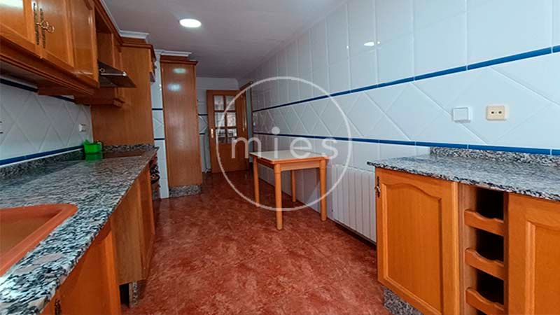 Kitchen of Flat for sale in Paterna  with Air Conditioner, Heating and Storage room
