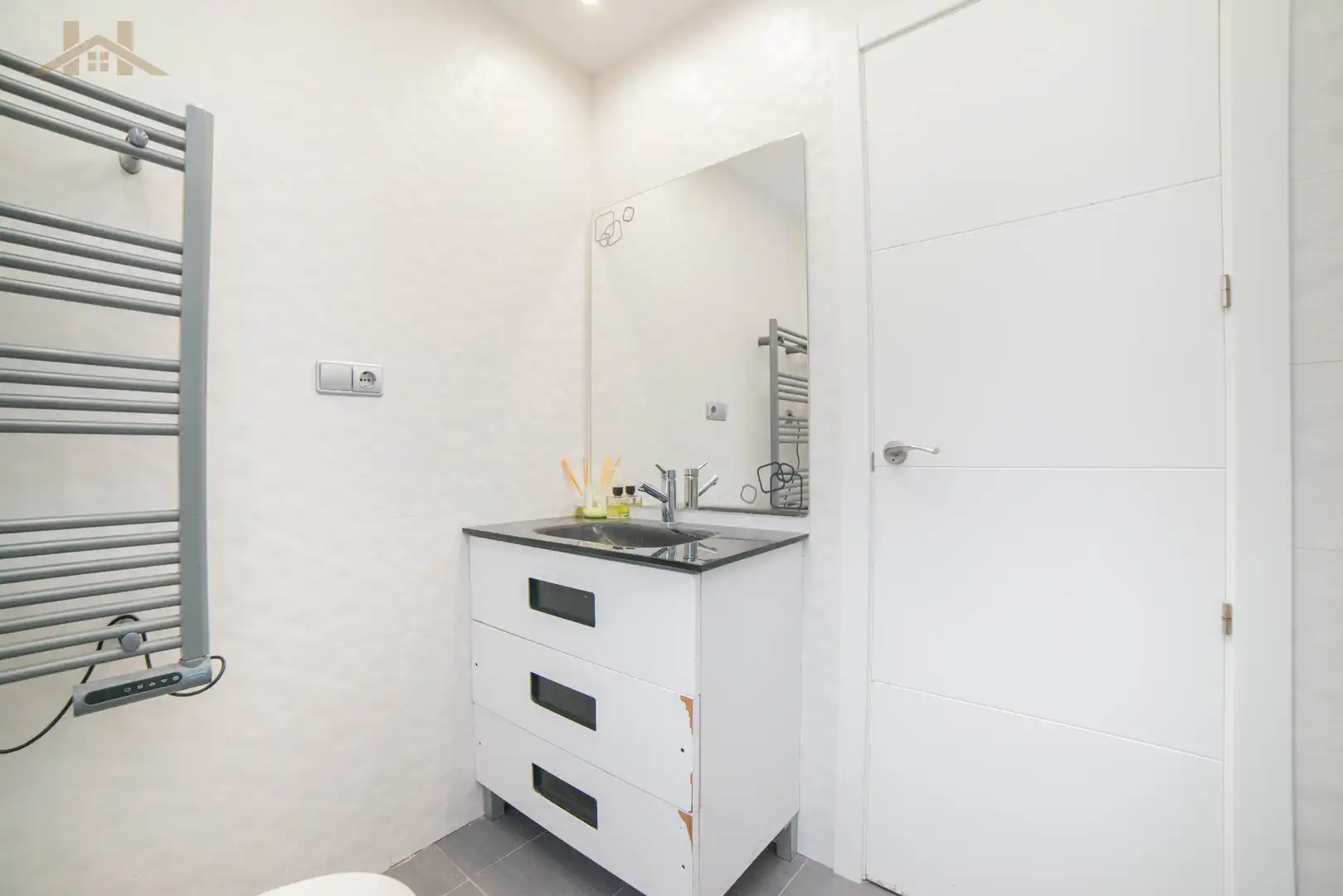 Badezimmer von Wohnung zum Verkauf in El Tiemblo  mit Heizung und Balkon
