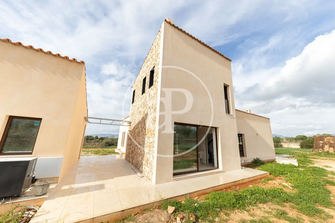 Vista exterior de Casa o xalet en venda en Marratxí amb Aire condicionat, Calefacció i Jardí privat