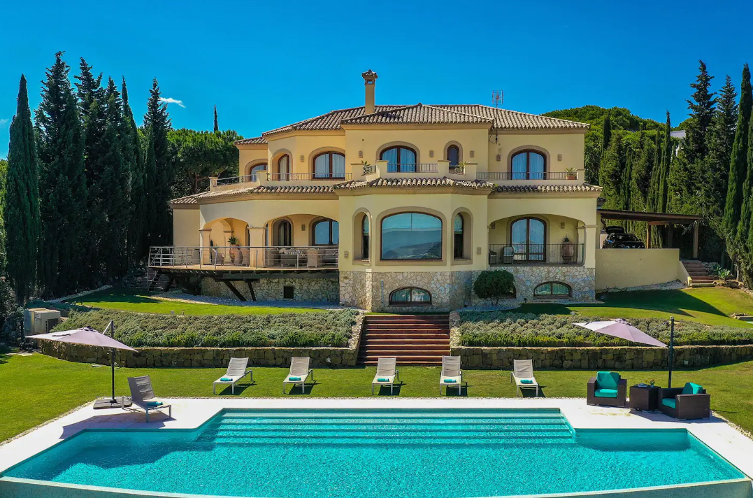 Garden of House or chalet to rent in Sotogrande  with Air Conditioner, Heating and Private garden