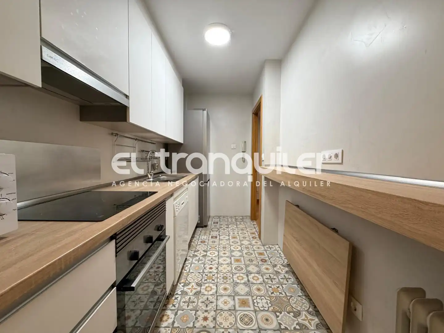 Kitchen of Flat for rent in Madrid  with Parquet flooring, Terrace and Swimming Pool