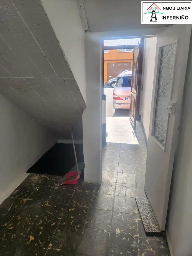 Local en venta en Piñeiros- Freixeiro
