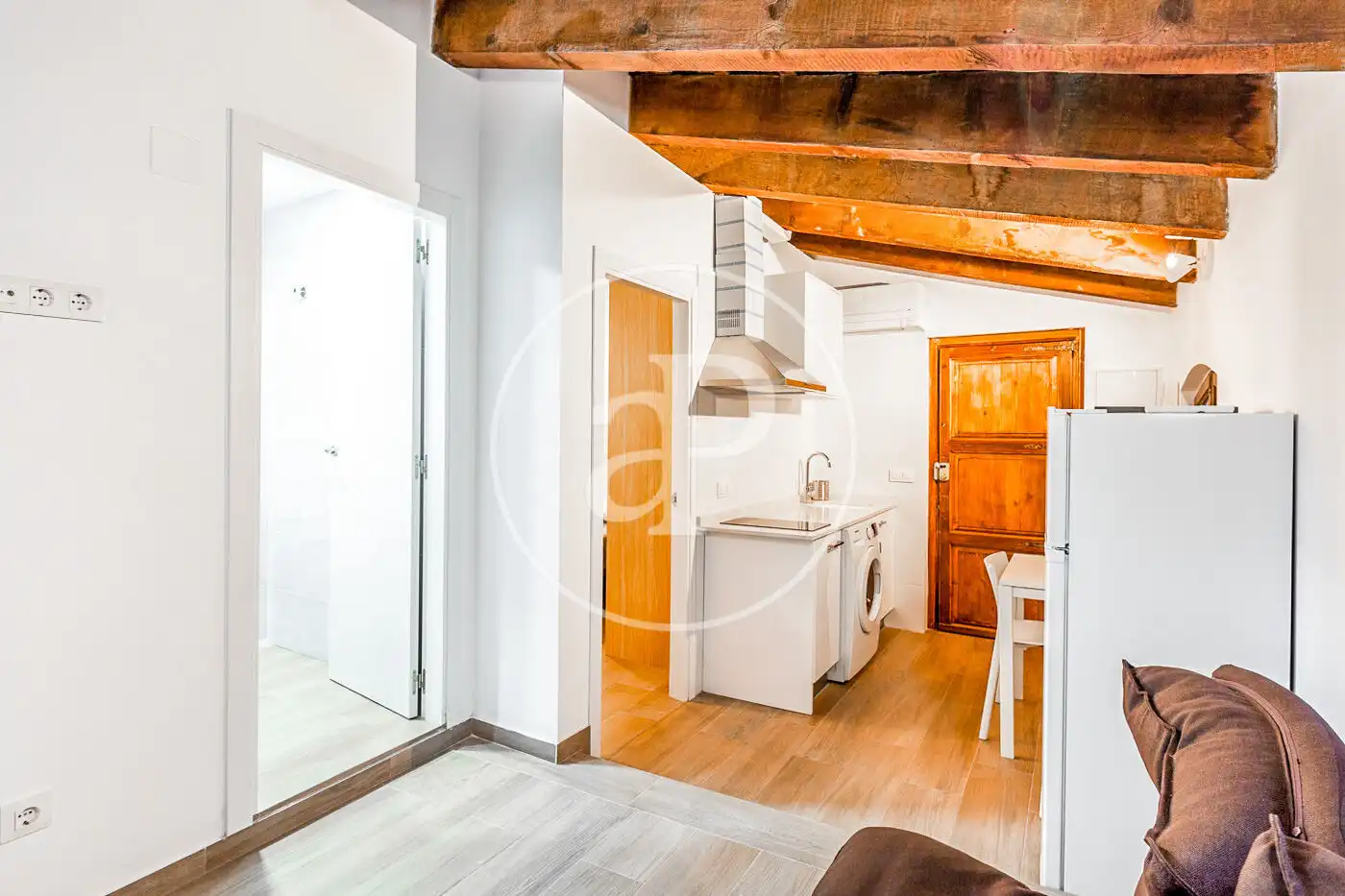 Habitación de Loft de alquiler en Valencia con Aire acondicionado, Calefacción y Amueblado