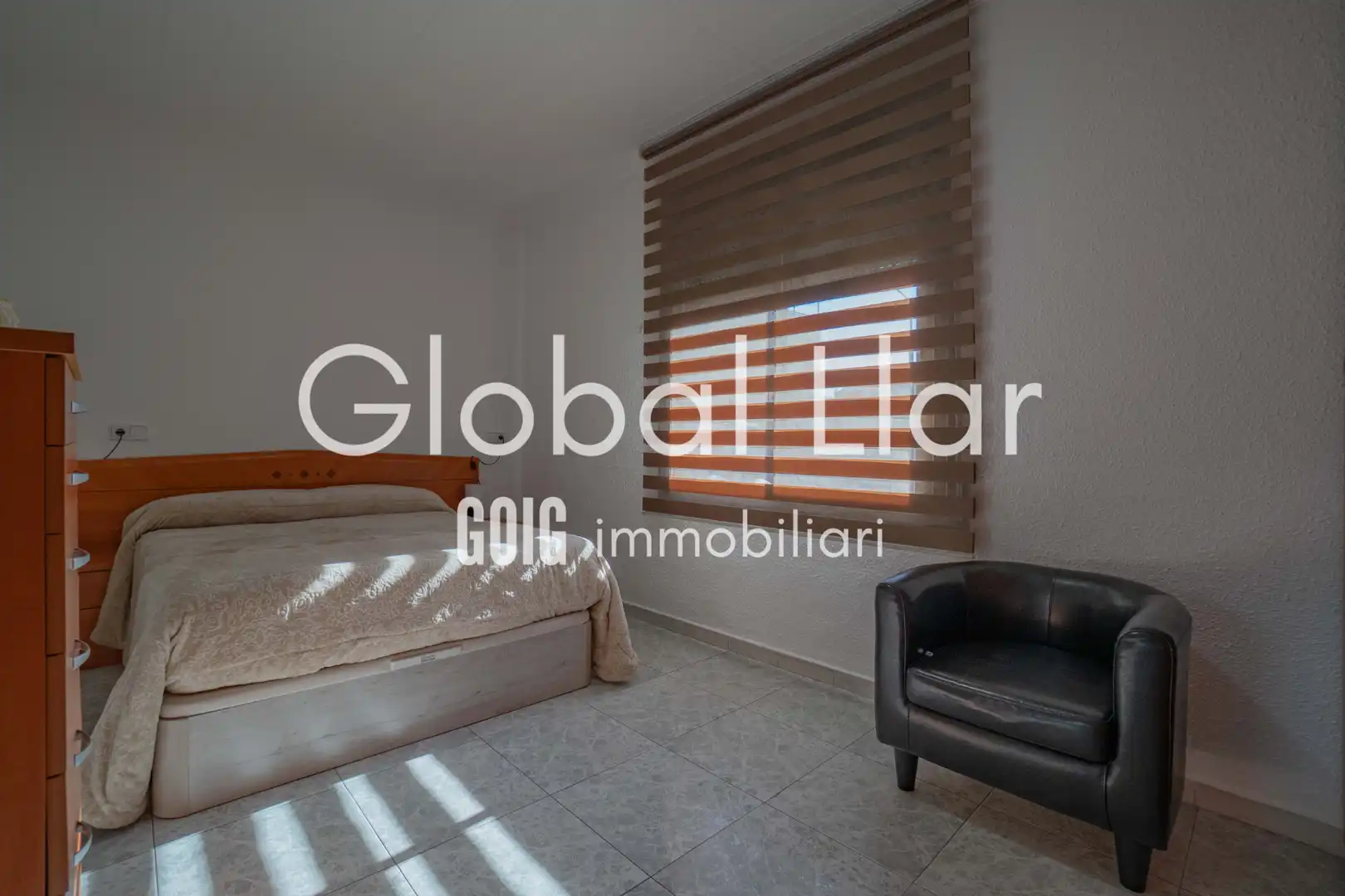 Living room of Detached homes for sale in Sabadell  with Air Conditioner, Heating and Parquet flooring