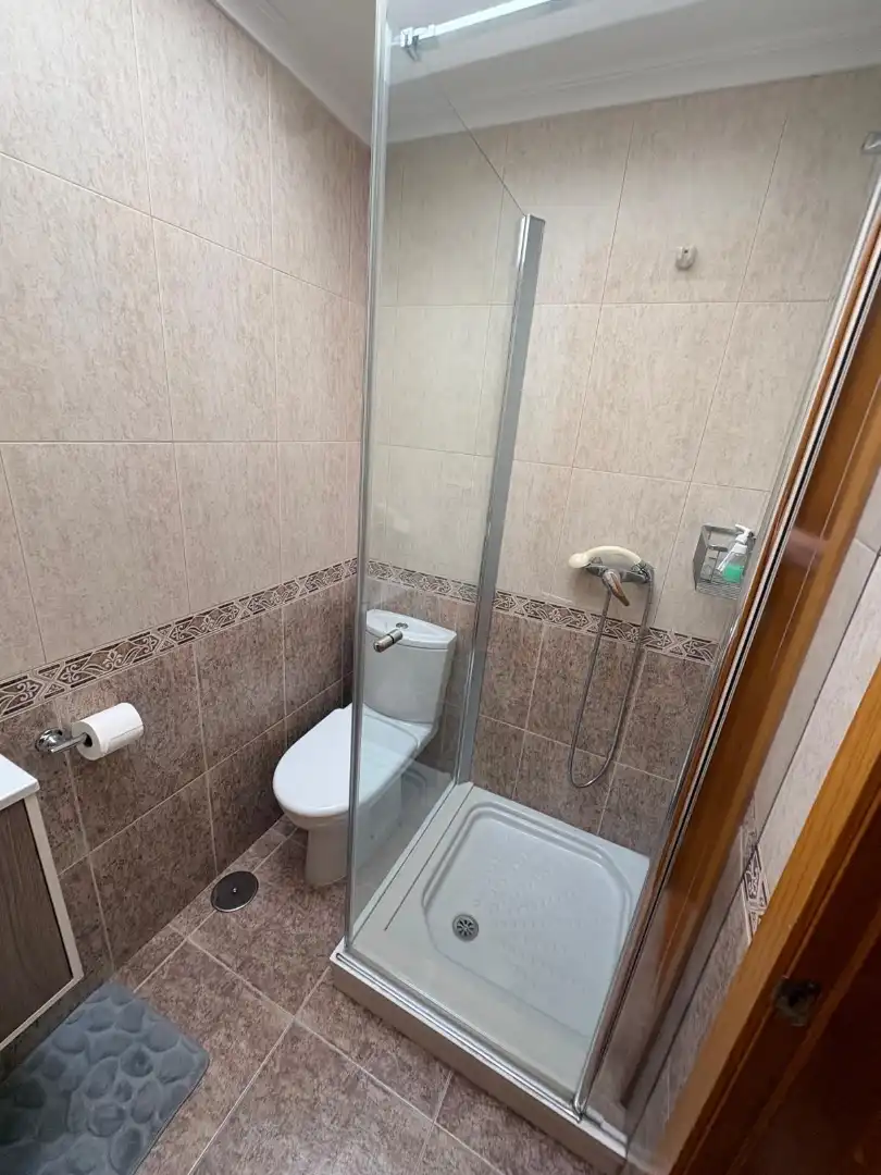Baño de Ático de alquiler en Mondariz-Balneario con Calefacción, Terraza y Trastero