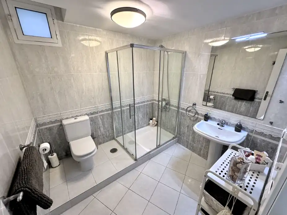 Chalet con piscina en venta en Calle Huelva de Calahonda 3820, imagen 30
