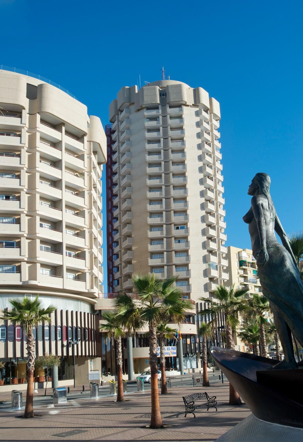 Exterior view of Study for sale in Fuengirola  with Air Conditioner, Heating and Terrace