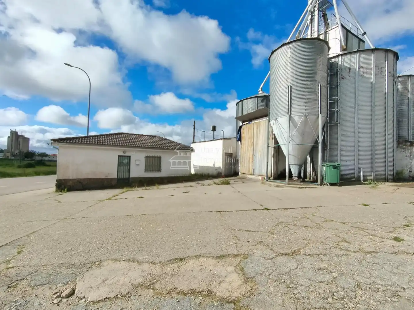 Nave industrial en venta en Vitigudino