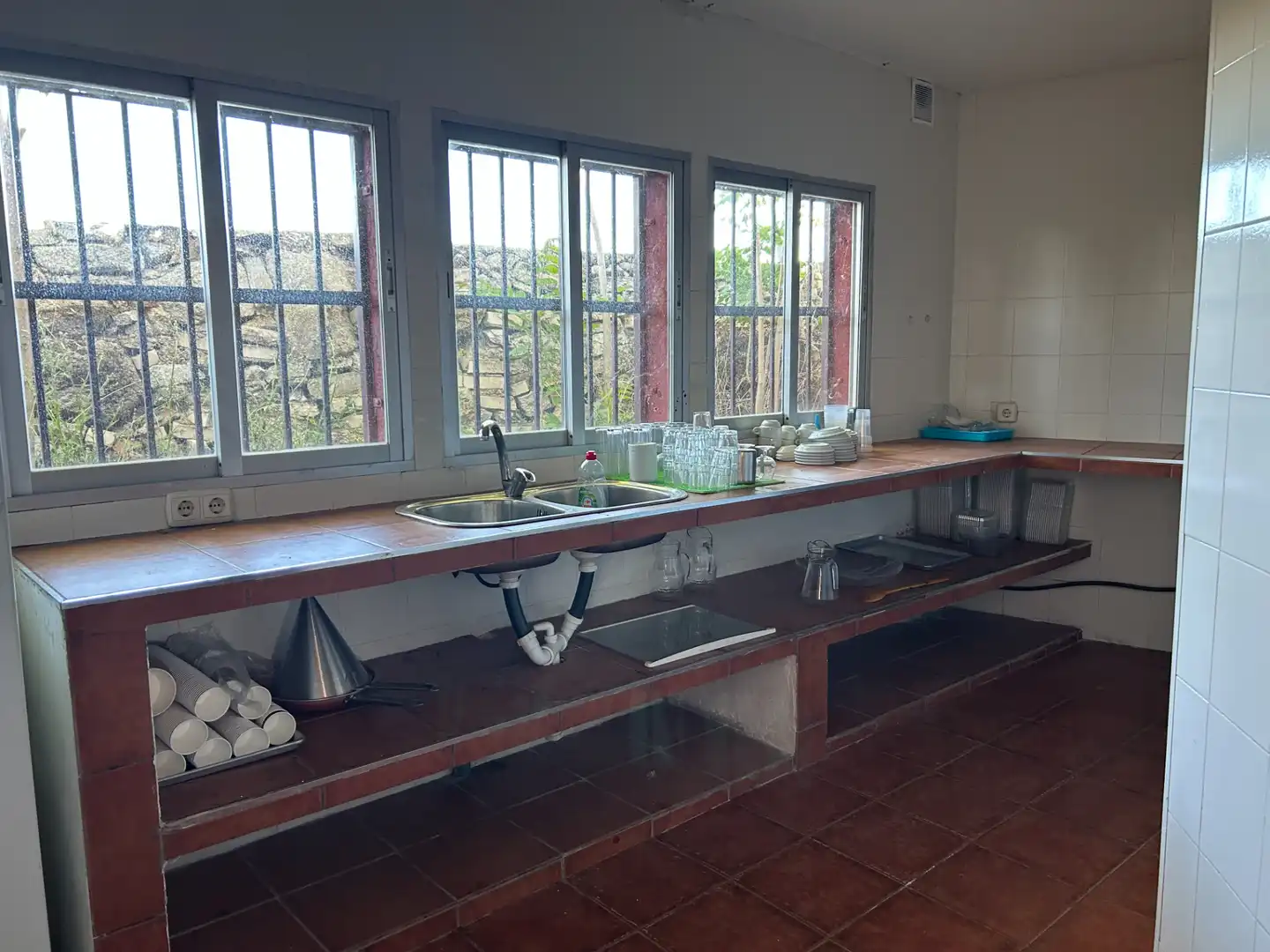 Cocina de Finca rústica en venta en Navas del Rey con Calefacción, Jardín privado y Terraza