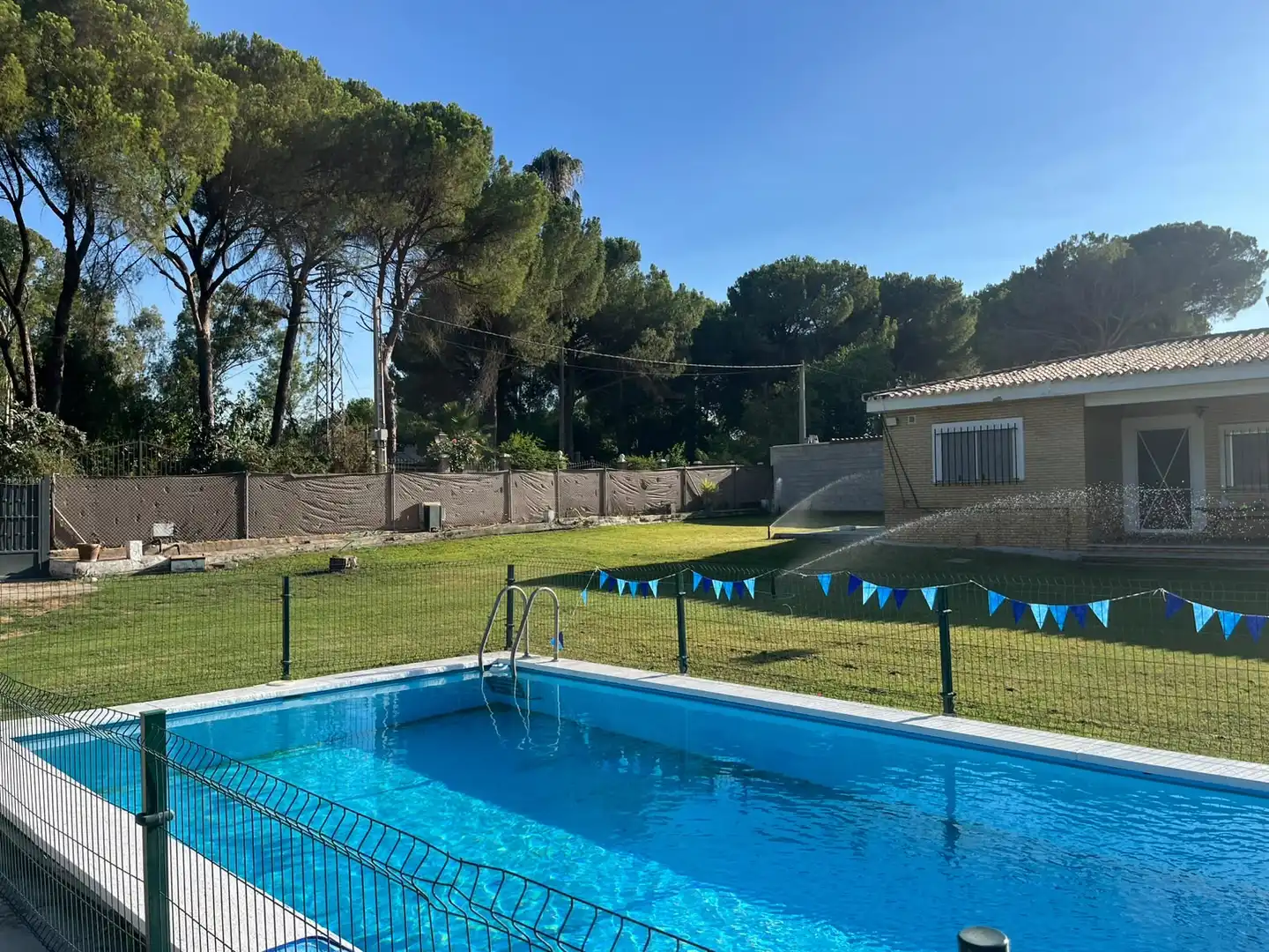 Landhaus mit Pool zum Verkauf in N/A