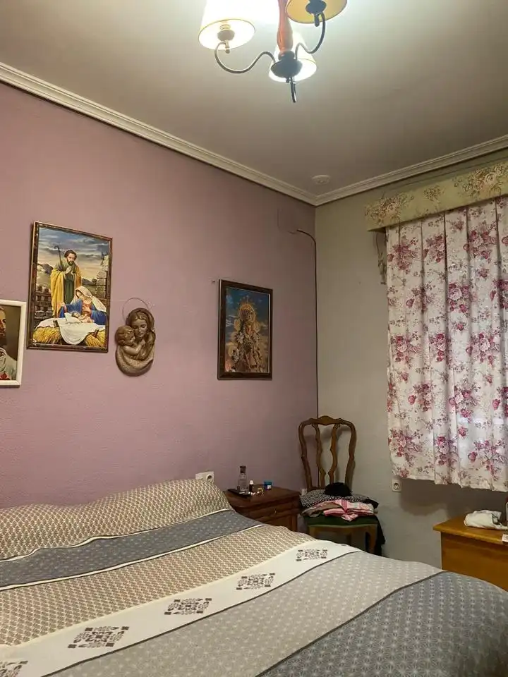 Dormitori de Casa o xalet en venda en Dos Hermanas amb Aire condicionat, Jardí privat i Piscina