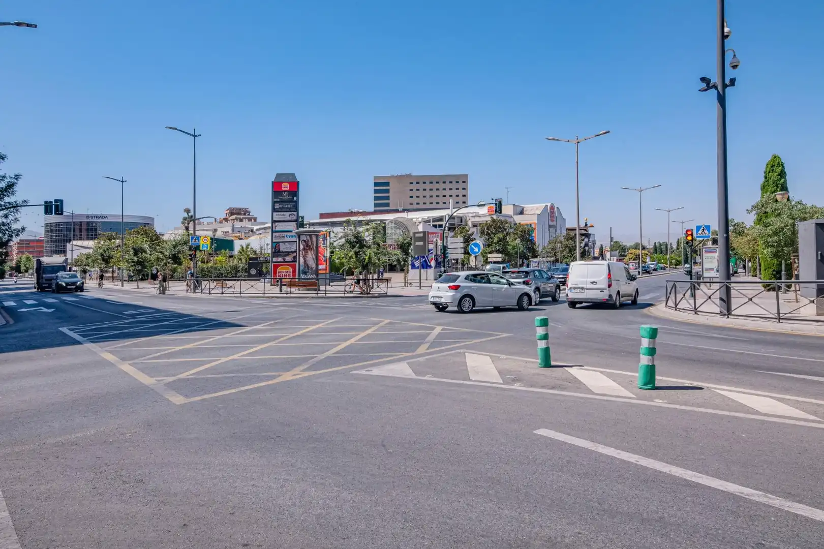 Vista exterior de Piso en venta en Granada con Calefacción y Amueblado