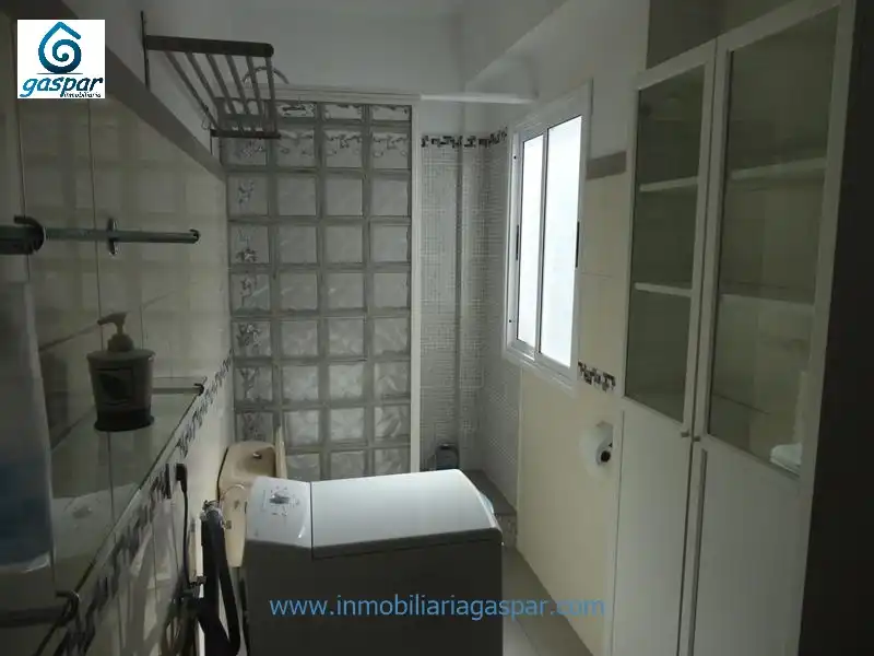 Baño de Piso en venta en Santa Cruz de Tenerife con Amueblado, Horno y Lavadora