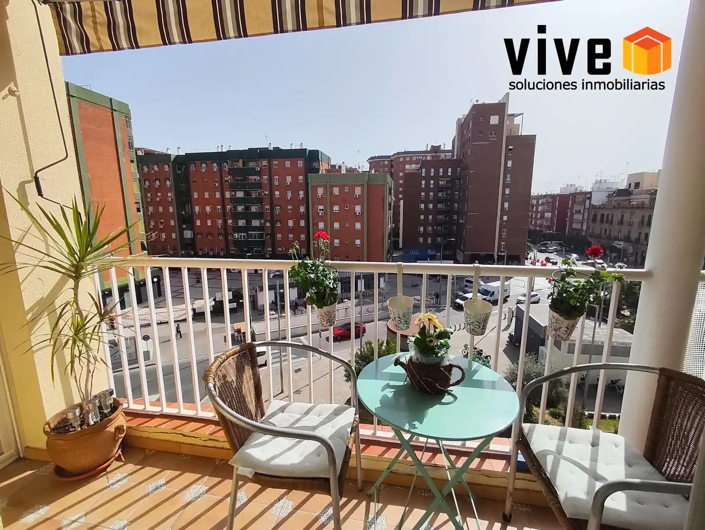 Balcony of Flat for sale in Sevilla  with Air Conditioner and Terrace