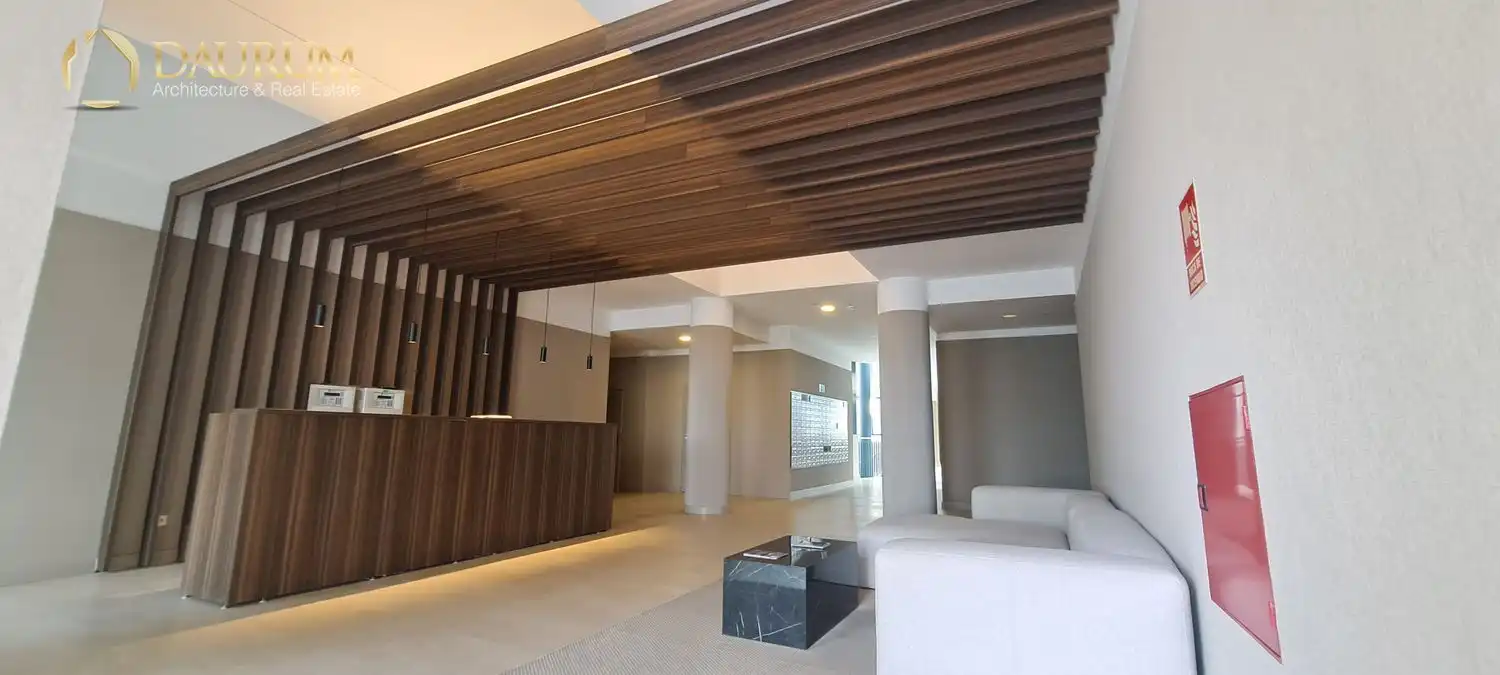 Wohnung zum Verkauf in San Sebastián de los Reyes mit Klimaanlage, Heizung und Möbliert