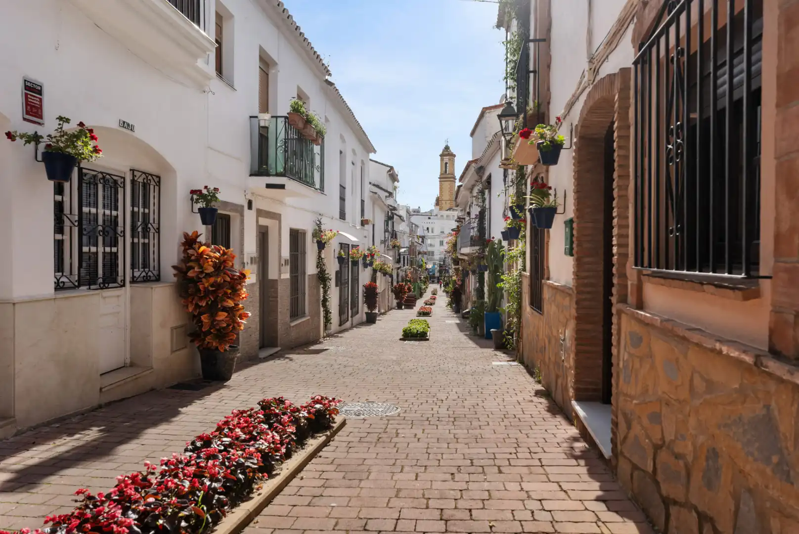 Inmuebles singulares con ascensor en venta en Estepona Pueblo, imagen 17
