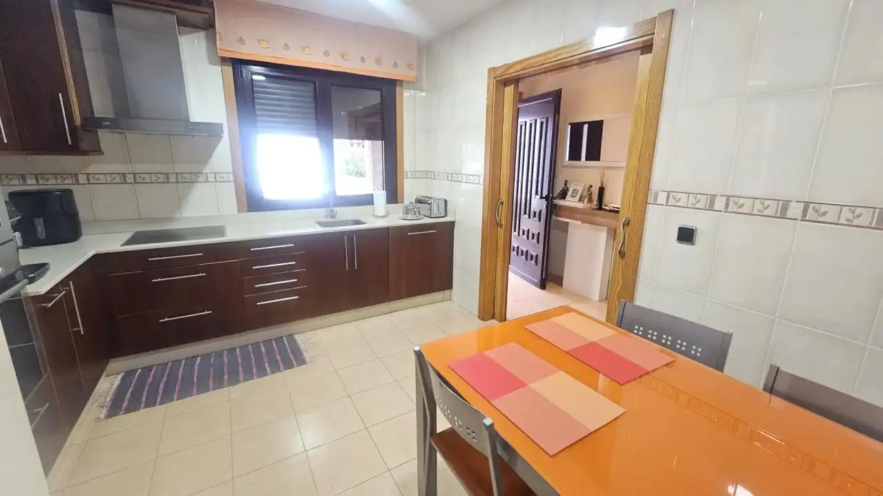 Villa avec jardin à louer à Mos, imagen 3
