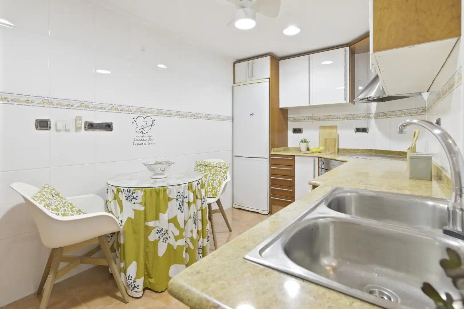Cocina de Piso en venta en Sagunto / Sagunt con Aire acondicionado, Calefacción y Parquet