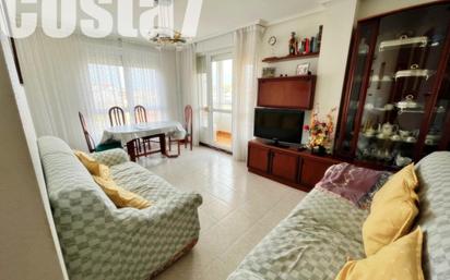 Flat for sale in Noja