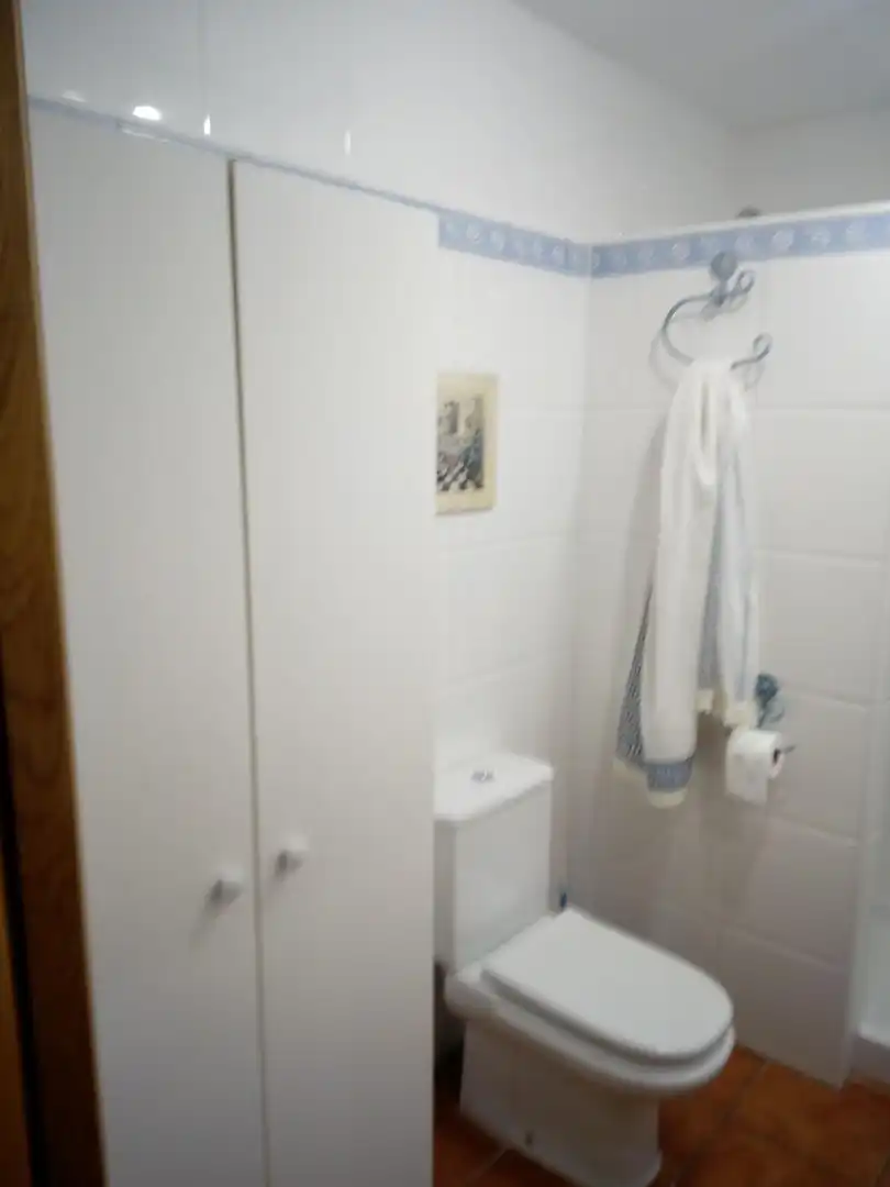 Badezimmer von Wohnungen zur Miete in Oropesa del Mar / Orpesa mit Klimaanlage, Terrasse und Möbliert